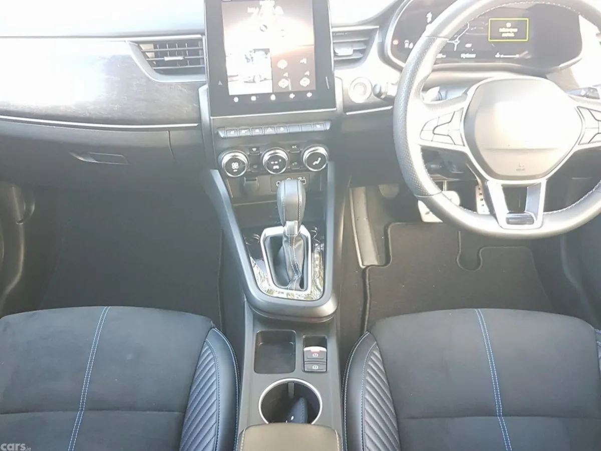 Renault Arkana Hatchback, Petrol, 2025, Blue