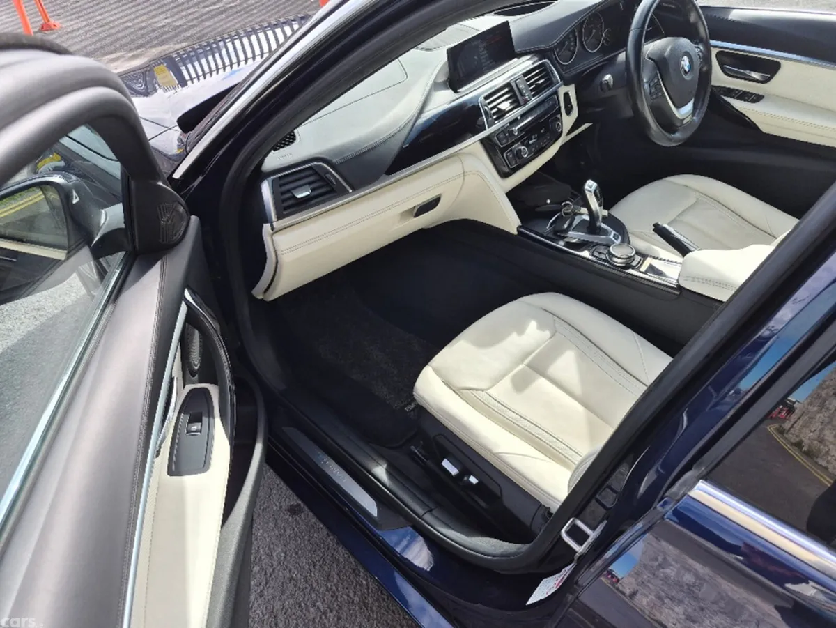 BMW 3-Series Saloon, Petrol Plug-in Hybrid, 2016, Black