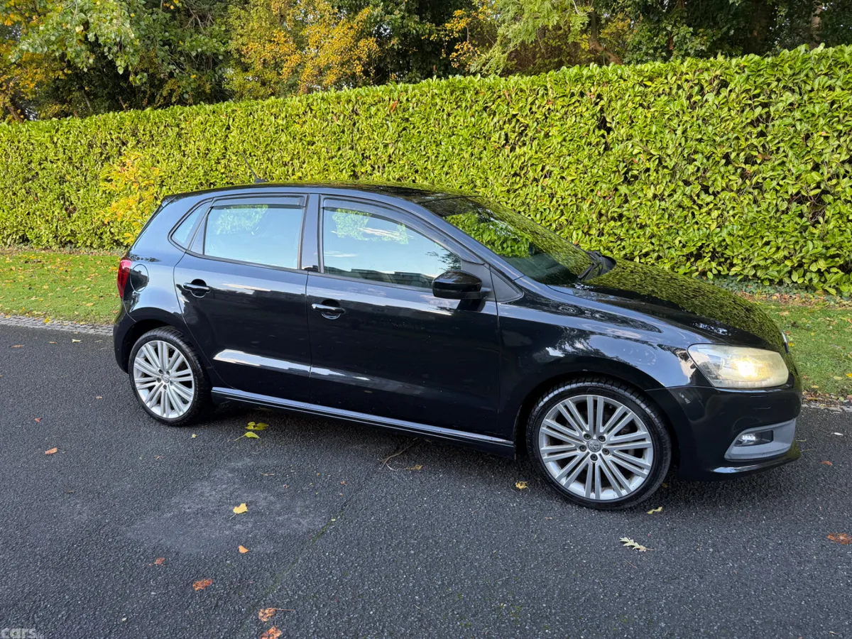 Volkswagen Polo Hatchback, Petrol, 2016, Black