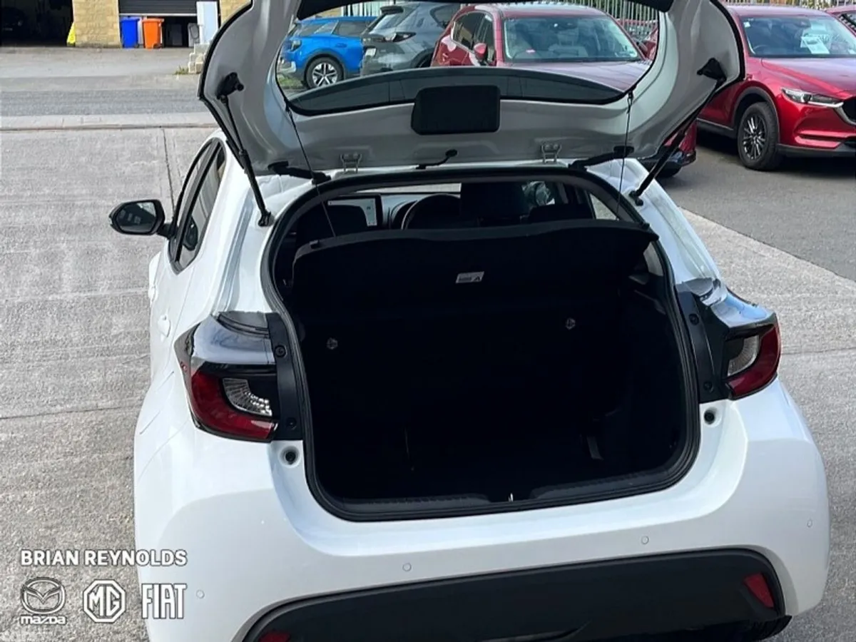 Mazda Mazda2 Hatchback, Petrol, 2025, White