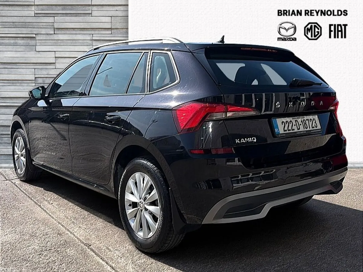 Skoda Kamiq Hatchback, Petrol, 2022, Black