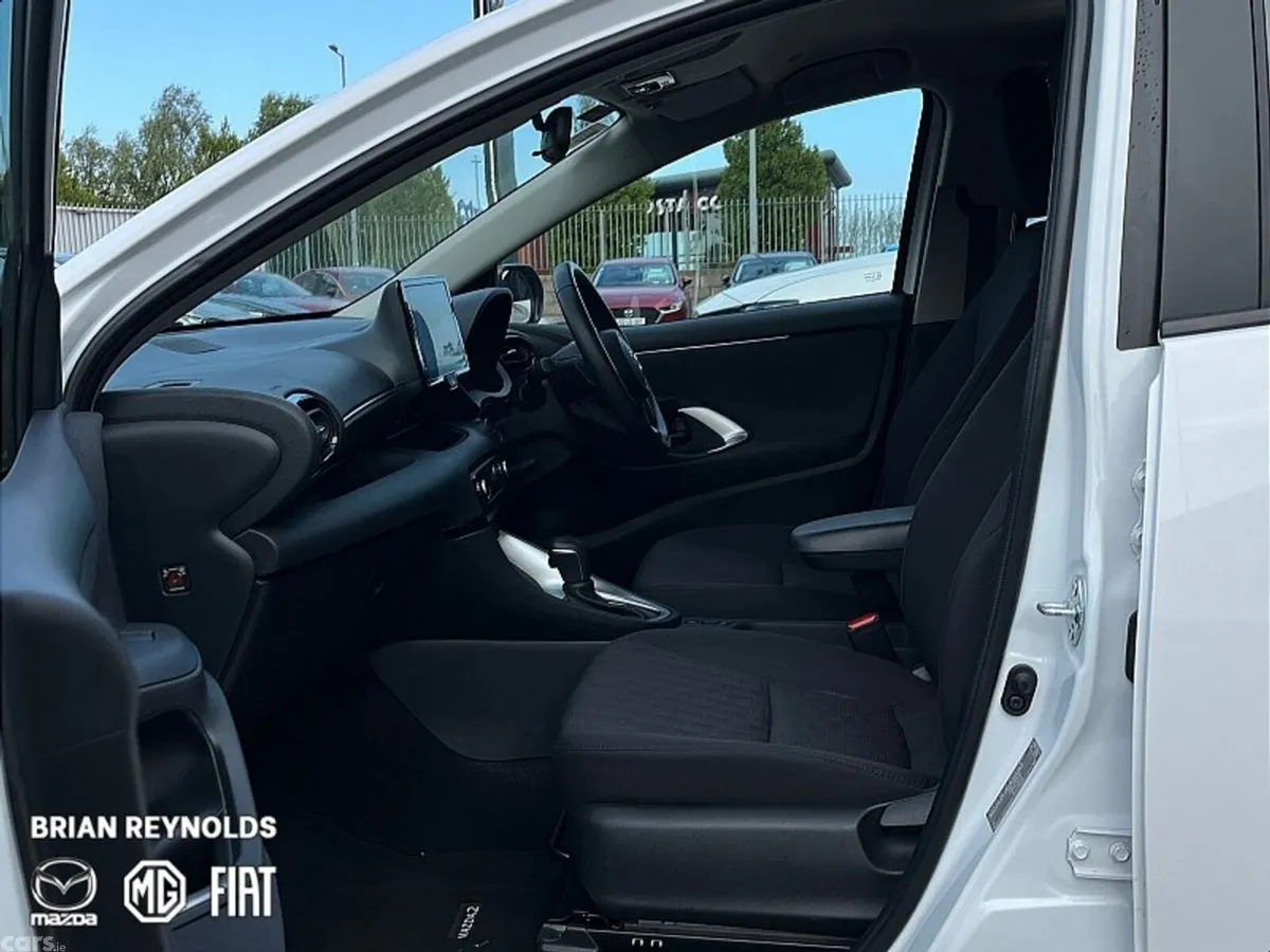 Mazda Mazda2 Hatchback, Petrol, 2025, White