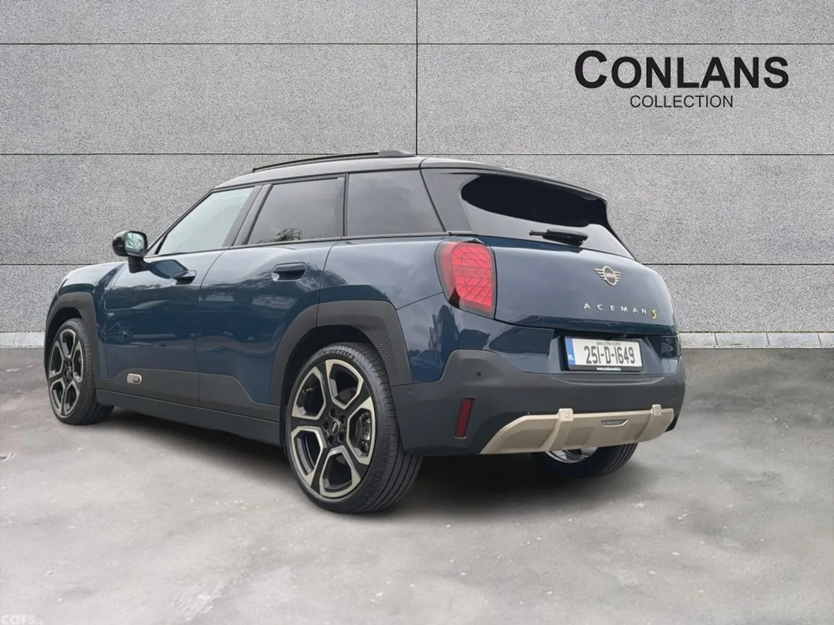 Mini Aceman Hatchback, Electric, 2025, Blue