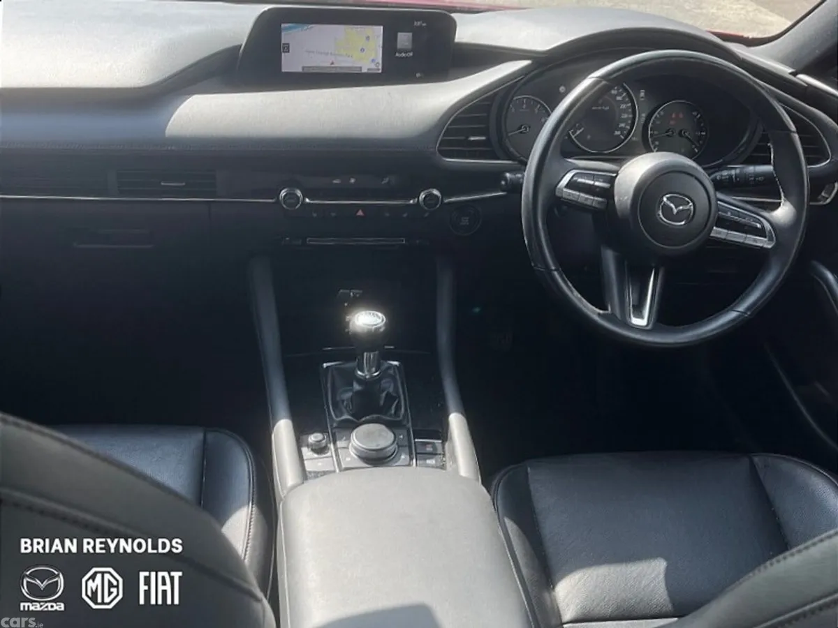 Mazda Mazda3 Hatchback, Petrol, 2021, Red