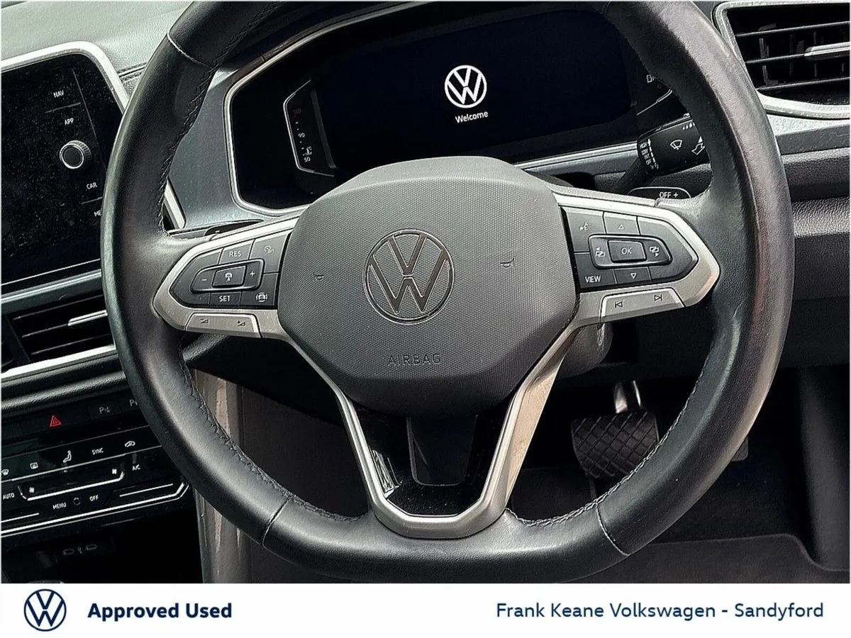 Volkswagen T-Roc SUV, Petrol, 2023, Black