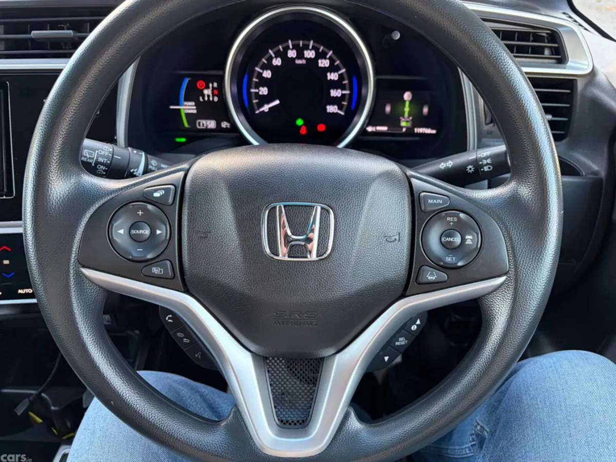 Honda Fit Hatchback, Petrol Hybrid, 2017, Silver
