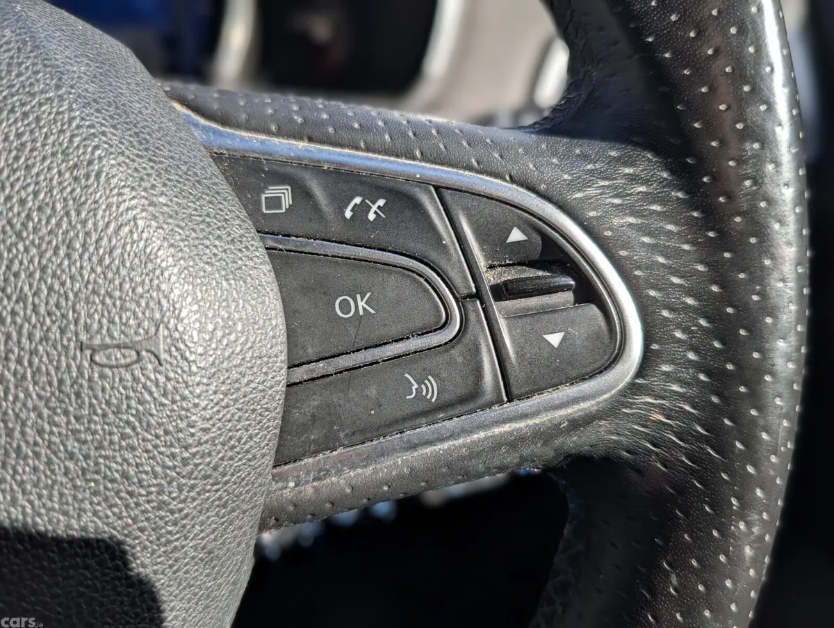 Renault Megane Hatchback, Diesel, 2017, White