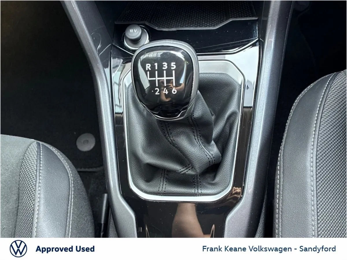 Volkswagen T-Roc SUV, Petrol, 2022, Grey
