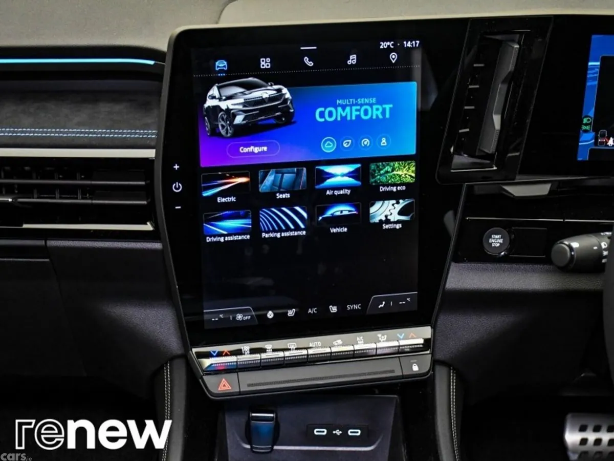 Renault Austral SUV, Petrol Hybrid, 2025, White
