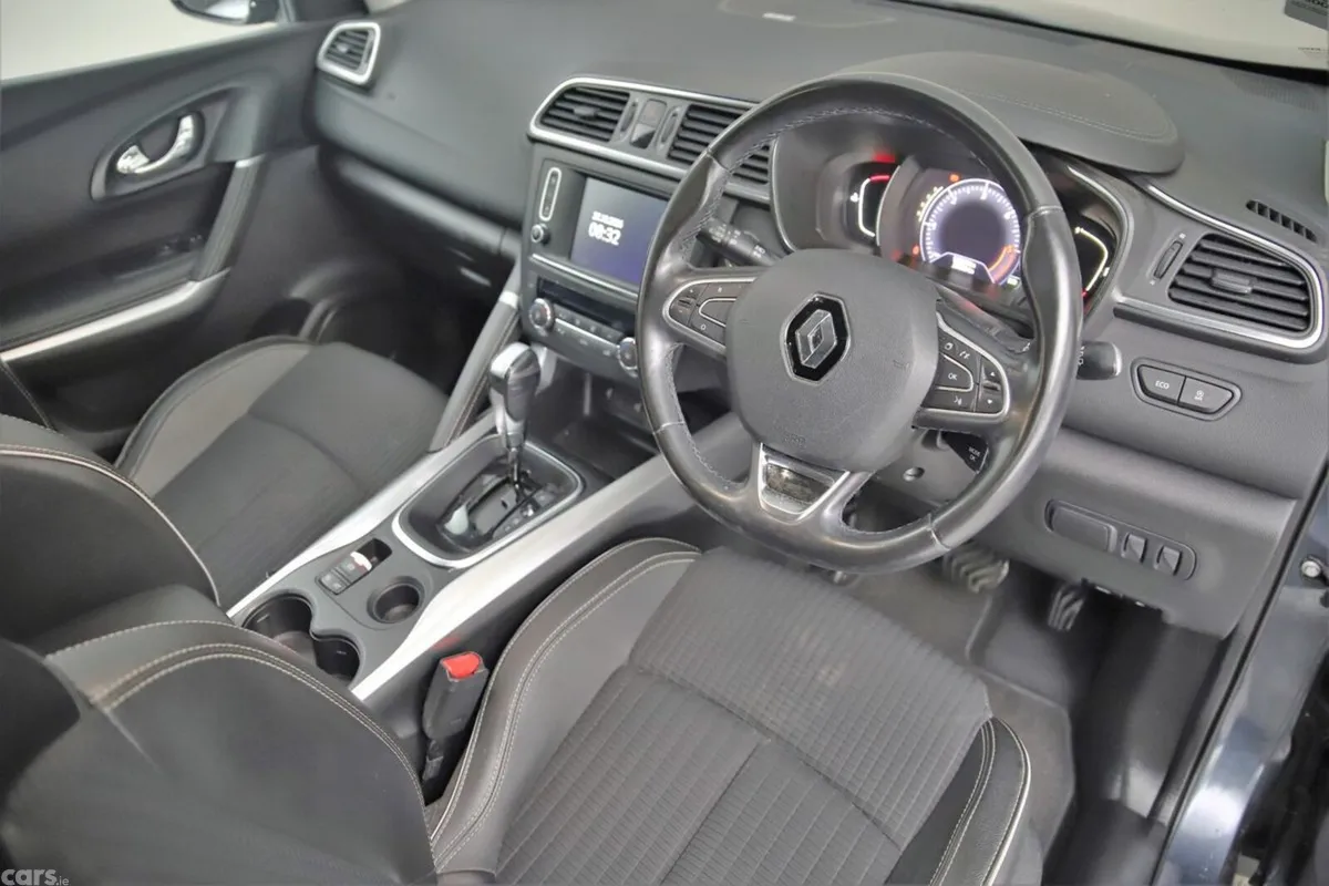 Renault Kadjar SUV, Diesel, 2017, Grey