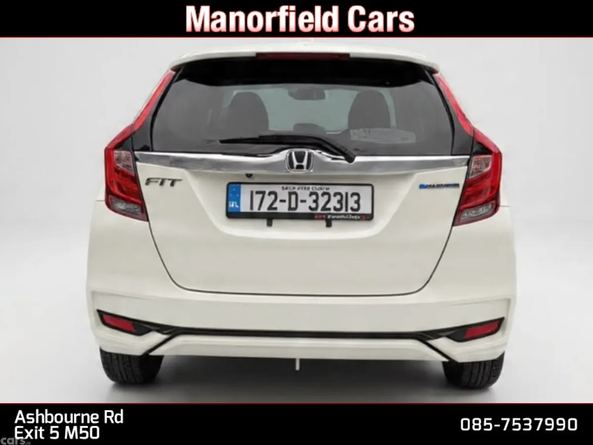 Honda Fit Hatchback, Petrol Hybrid, 2017, White