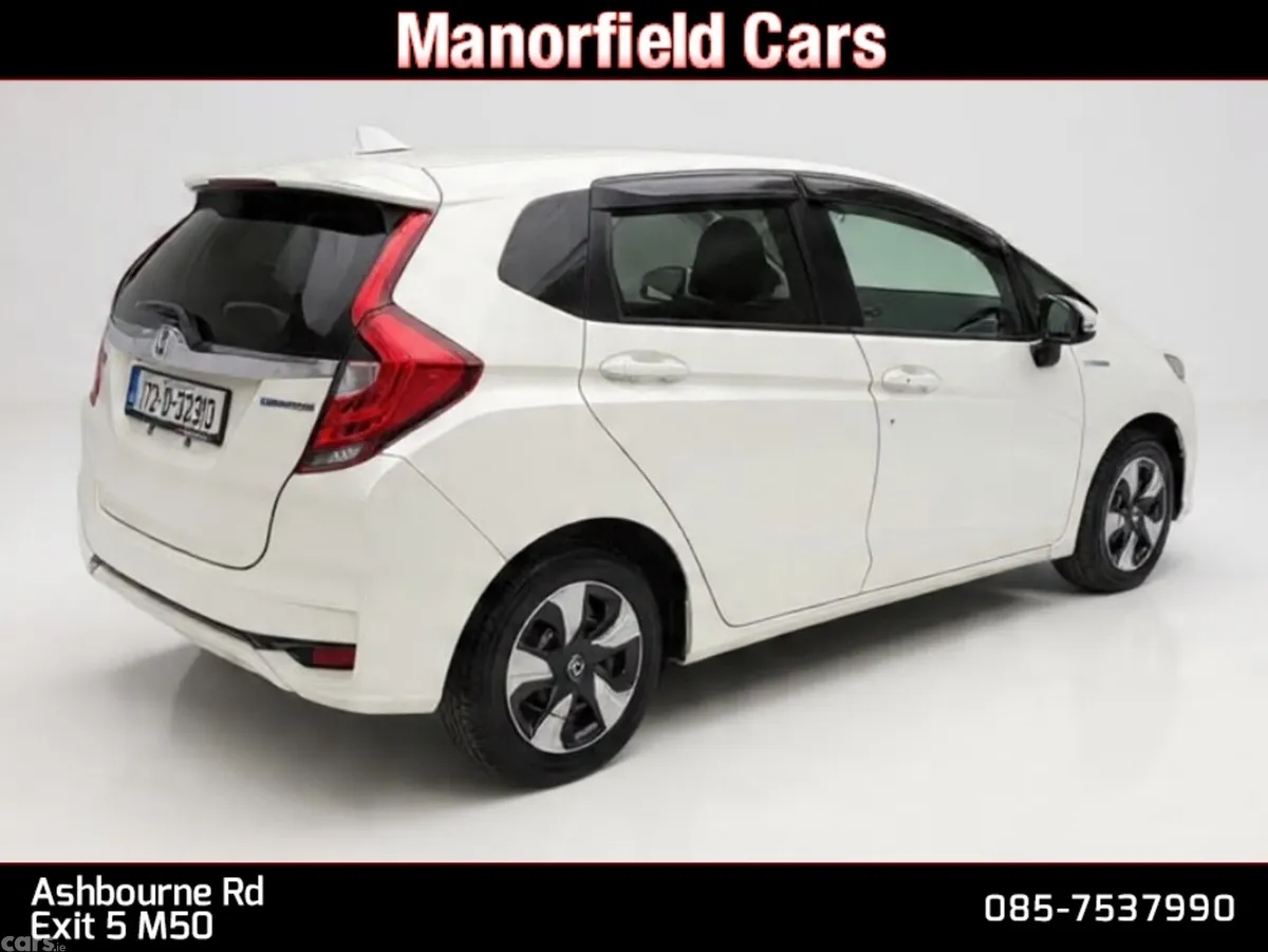 Honda Fit Hatchback, Petrol Hybrid, 2017, White