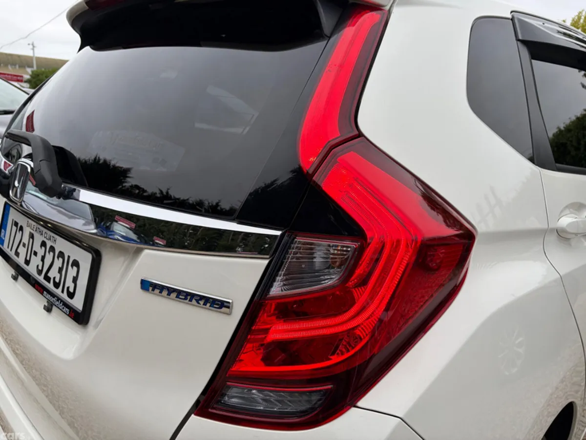 Honda Fit Hatchback, Petrol Hybrid, 2017, White