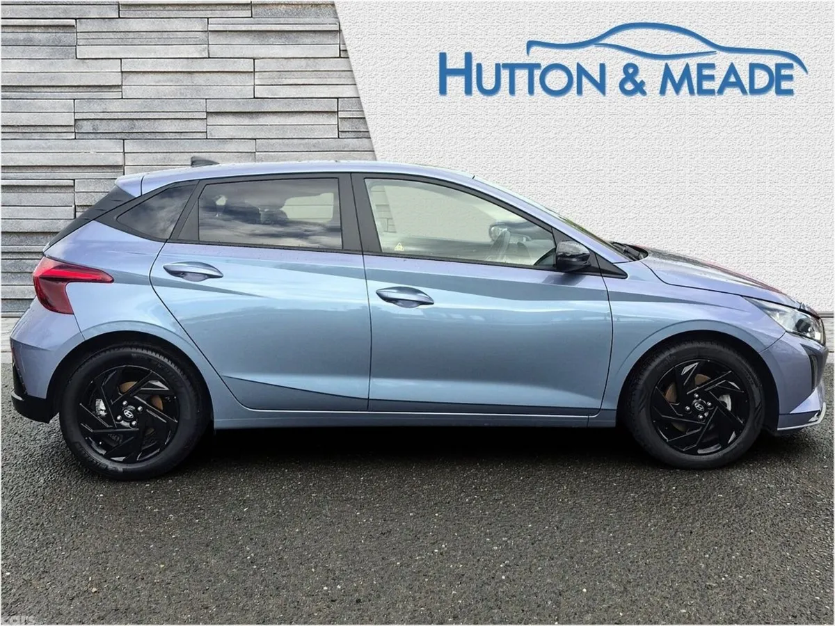 Hyundai i20 Hatchback, Petrol, 2026, Blue