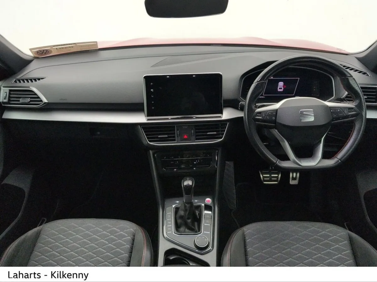 SEAT Tarraco Estate, Diesel, 2023, Red