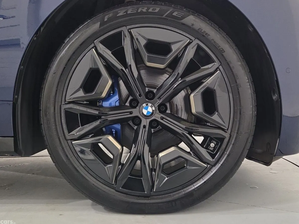 BMW iX SUV, Electric, 2025, Blue