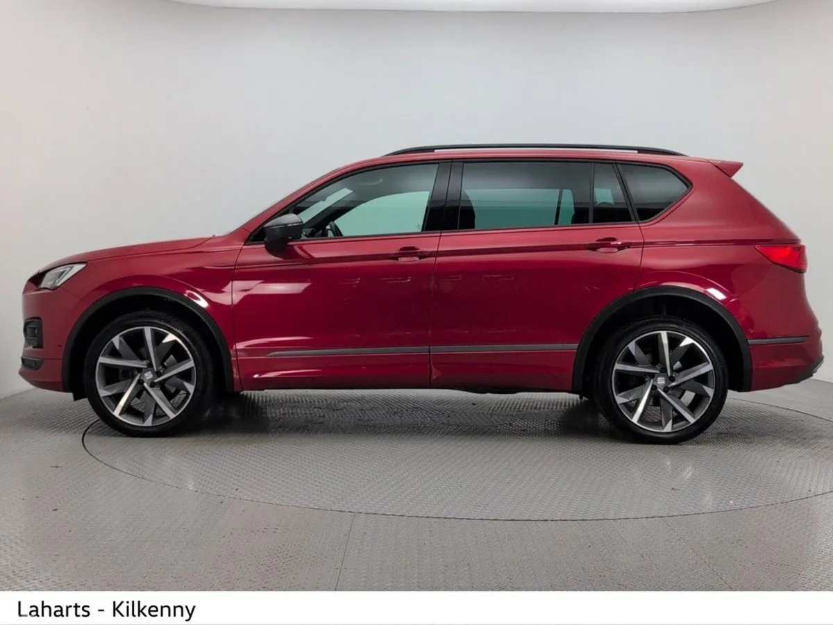 SEAT Tarraco Estate, Diesel, 2023, Red