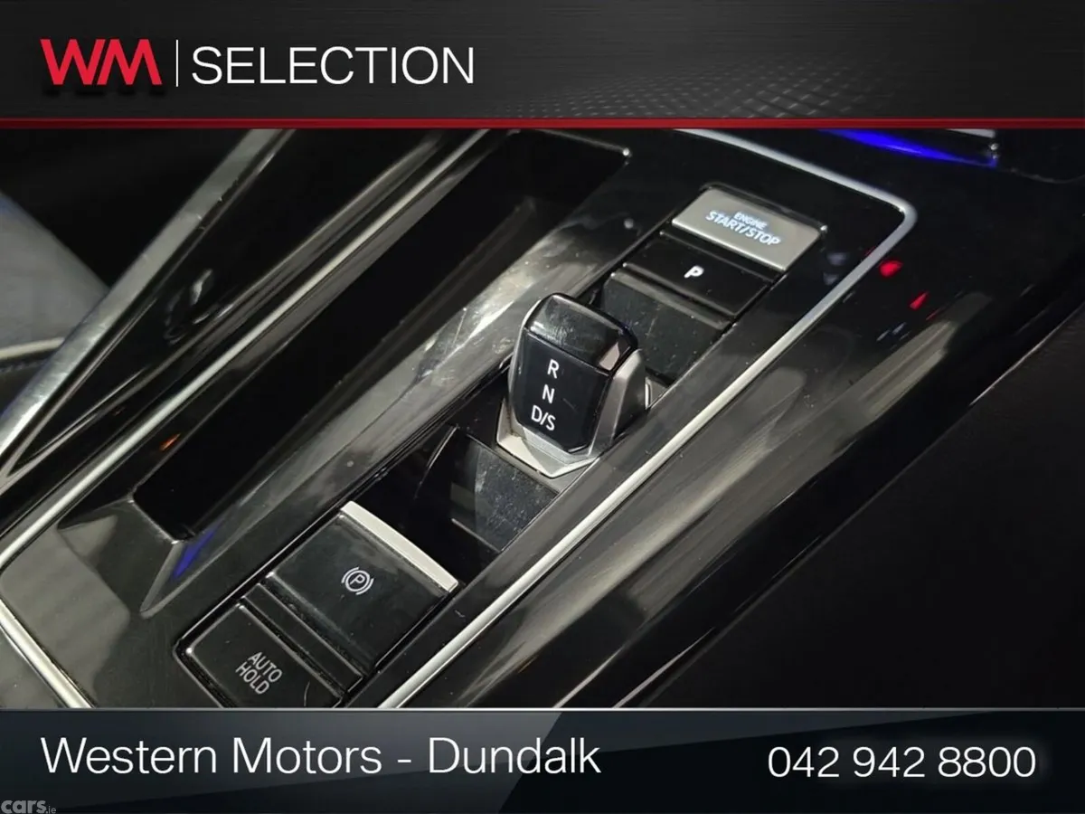 Volkswagen Golf Hatchback, Petrol, 2023, Blue