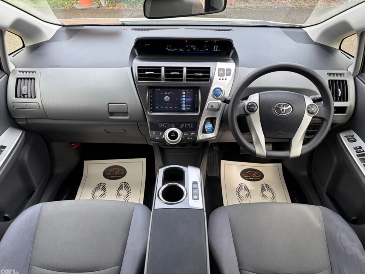 Toyota Prius MPV, Petrol Hybrid, 2013, White