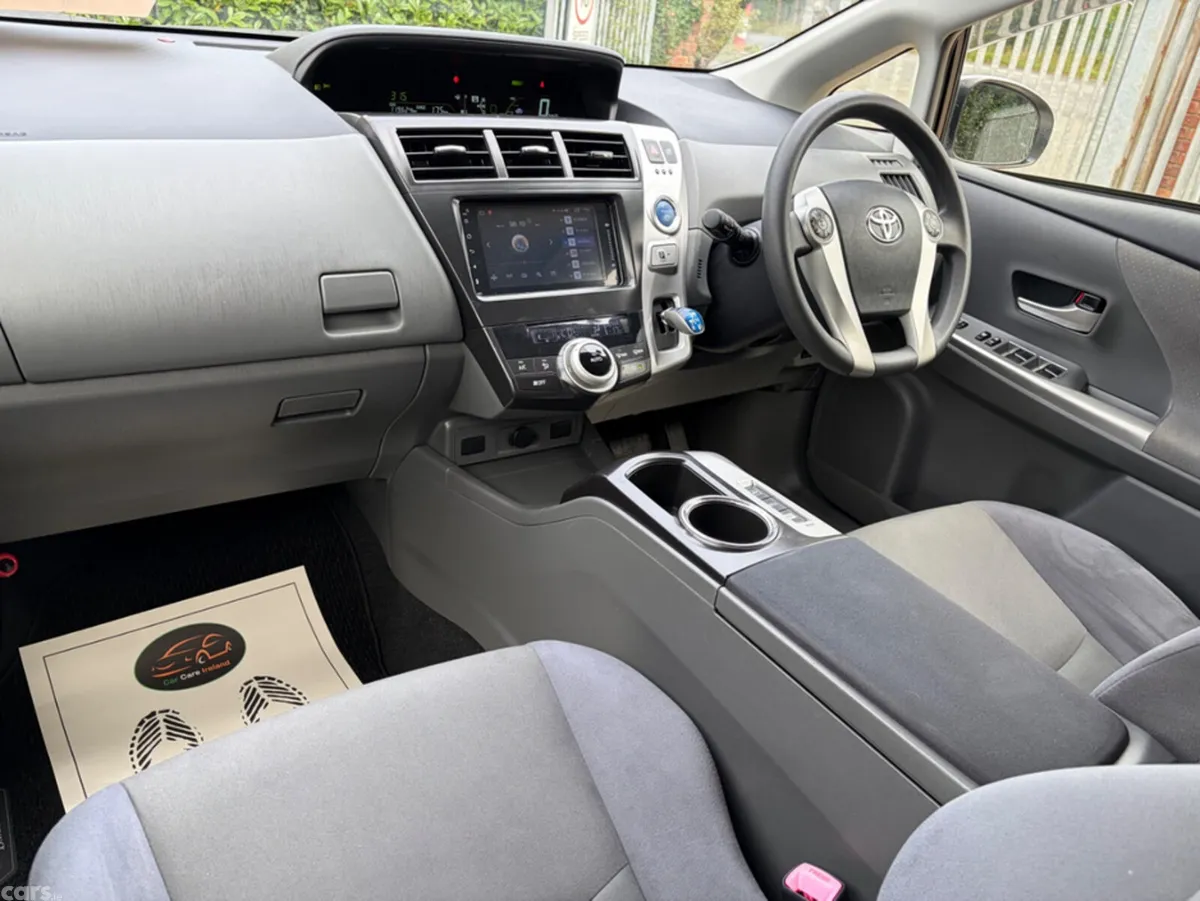 Toyota Prius MPV, Petrol Hybrid, 2013, White