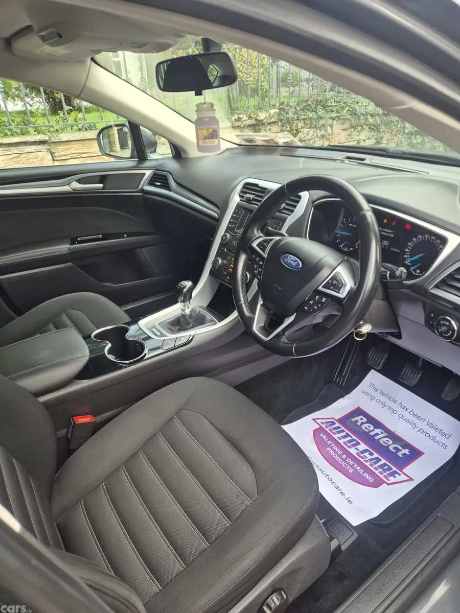 Ford Mondeo Hatchback, Diesel, 2015, Grey