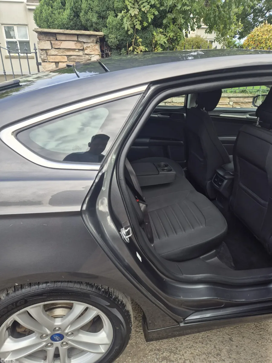 Ford Mondeo Hatchback, Diesel, 2015, Grey