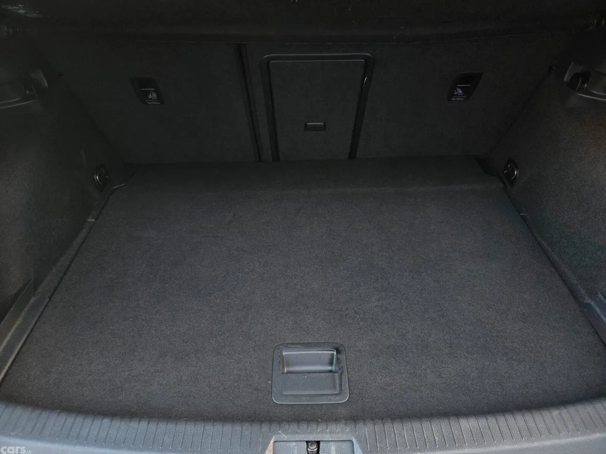 Volkswagen Golf Hatchback, Petrol, 2015, Blue