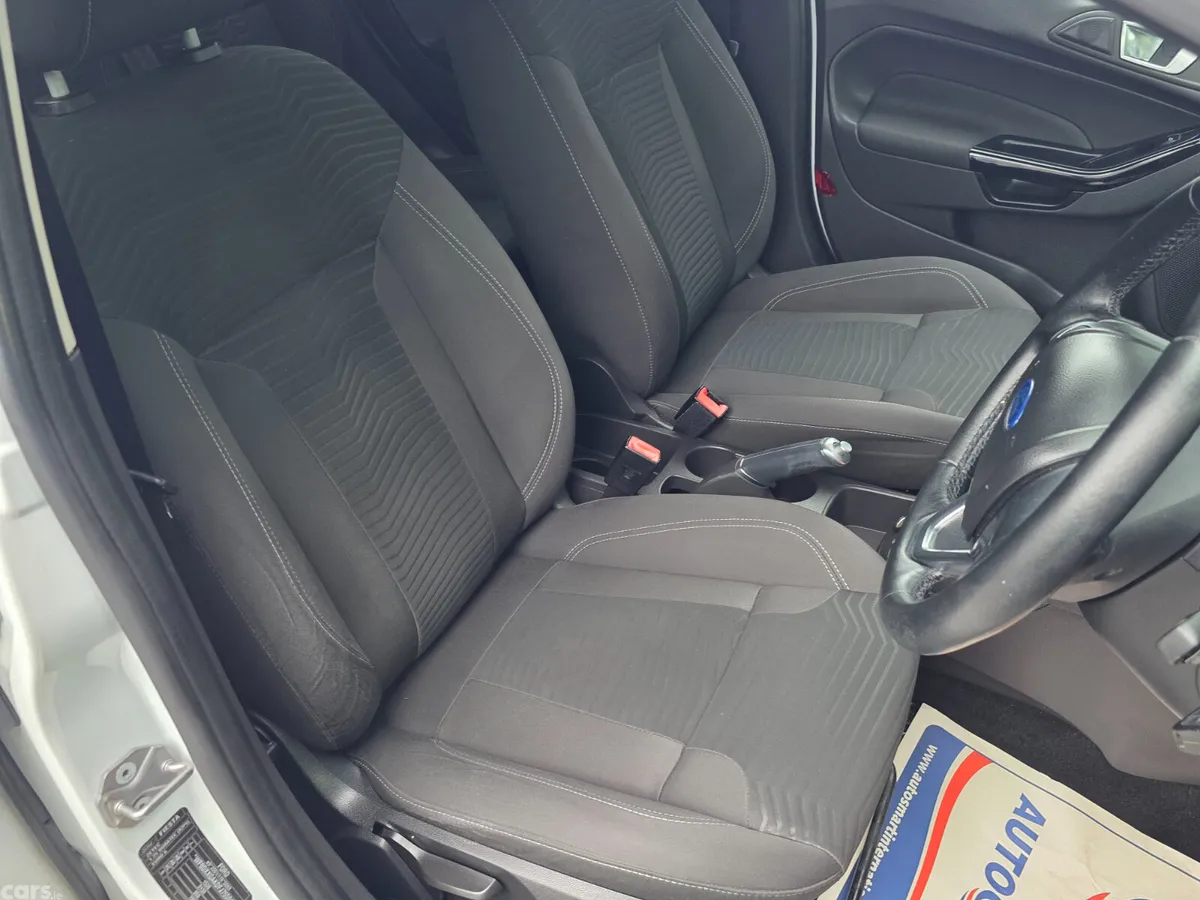 Ford Fiesta Hatchback, Petrol, 2016, White