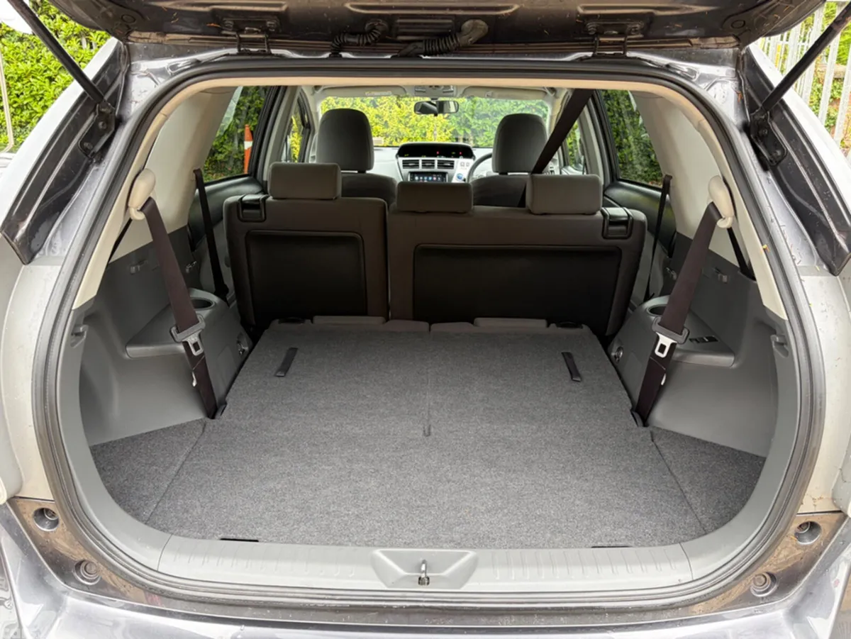 Toyota Prius MPV, Petrol Hybrid, 2013, Grey