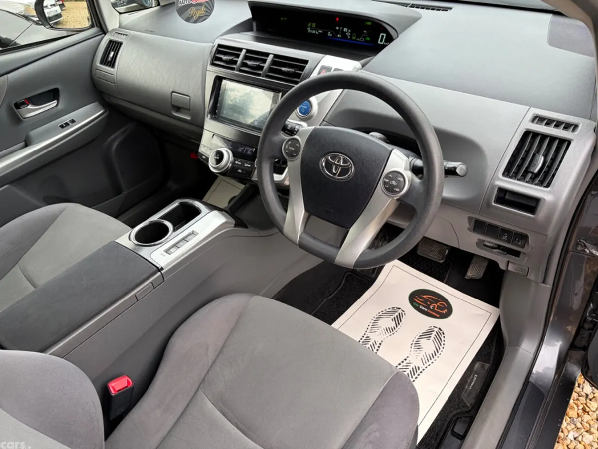 Toyota Prius MPV, Petrol Hybrid, 2013, Grey