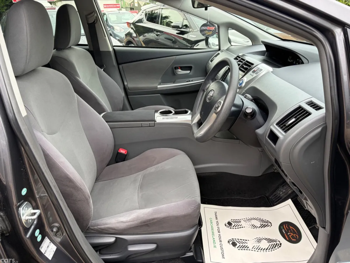 Toyota Prius MPV, Petrol Hybrid, 2013, Grey