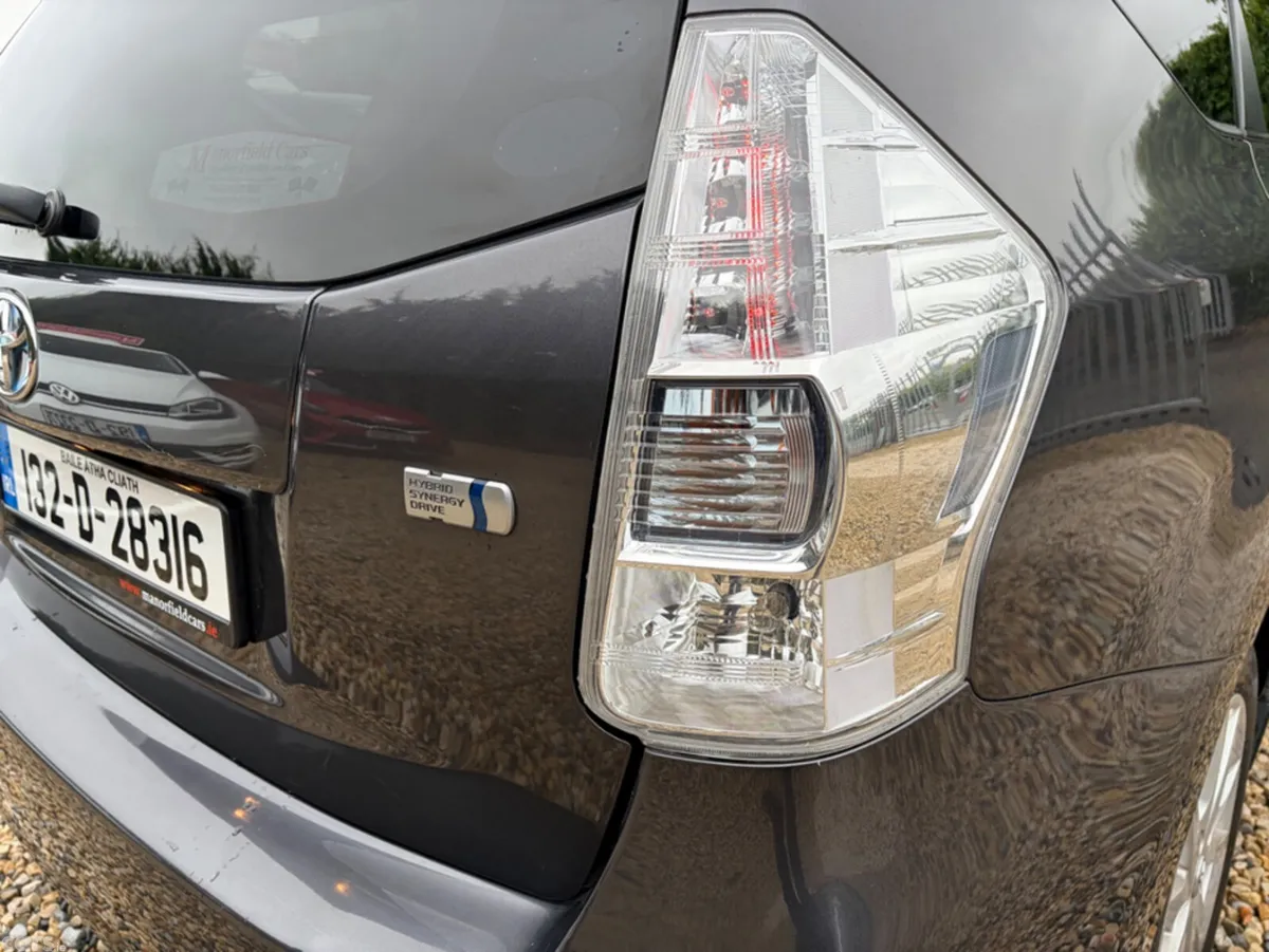 Toyota Prius MPV, Petrol Hybrid, 2013, Grey
