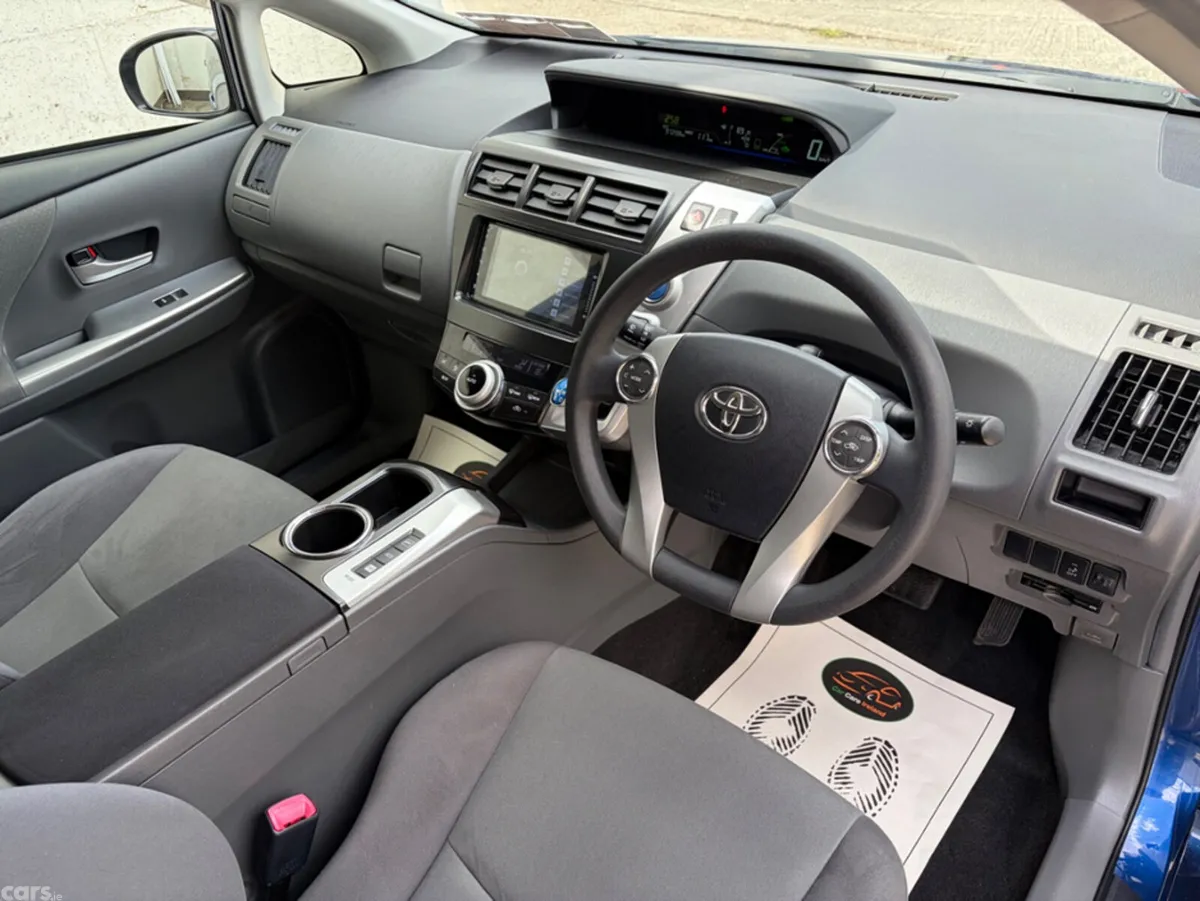 Toyota Prius MPV, Petrol Hybrid, 2013, Blue