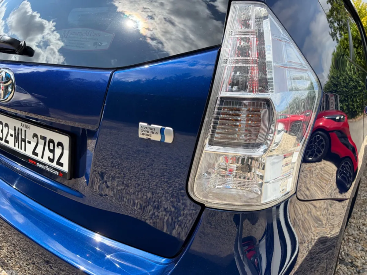 Toyota Prius MPV, Petrol Hybrid, 2013, Blue