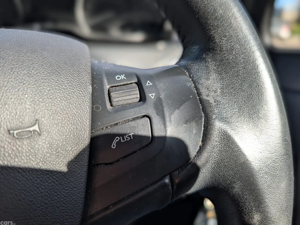 Peugeot 2008 Estate, Diesel, 2019, Grey