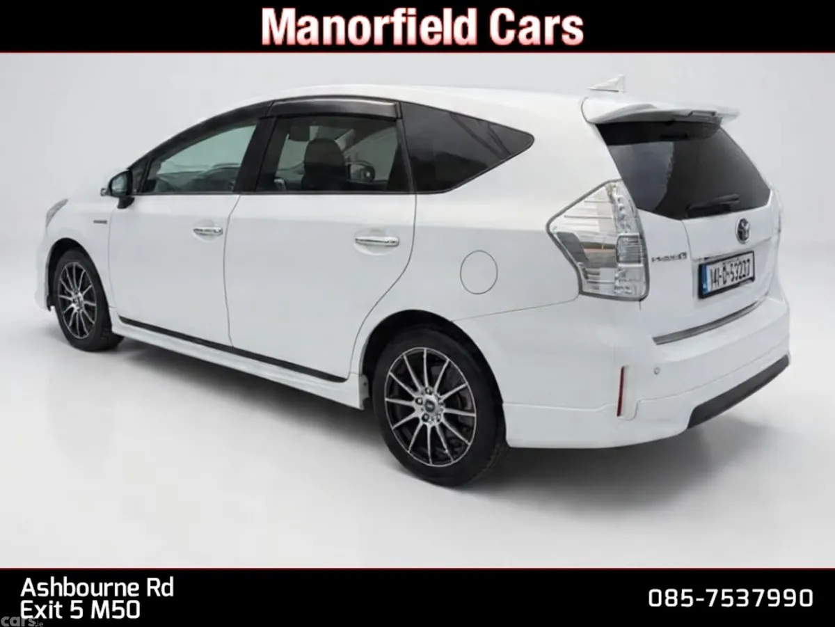 Toyota Prius Hatchback, Petrol Hybrid, 2014, White