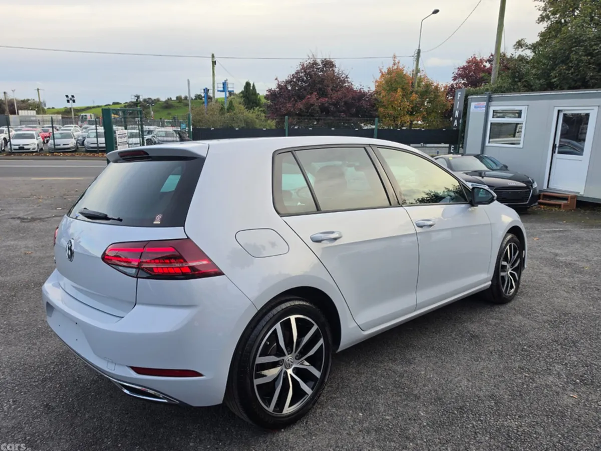 Volkswagen Golf Hatchback, Petrol, 2019, White