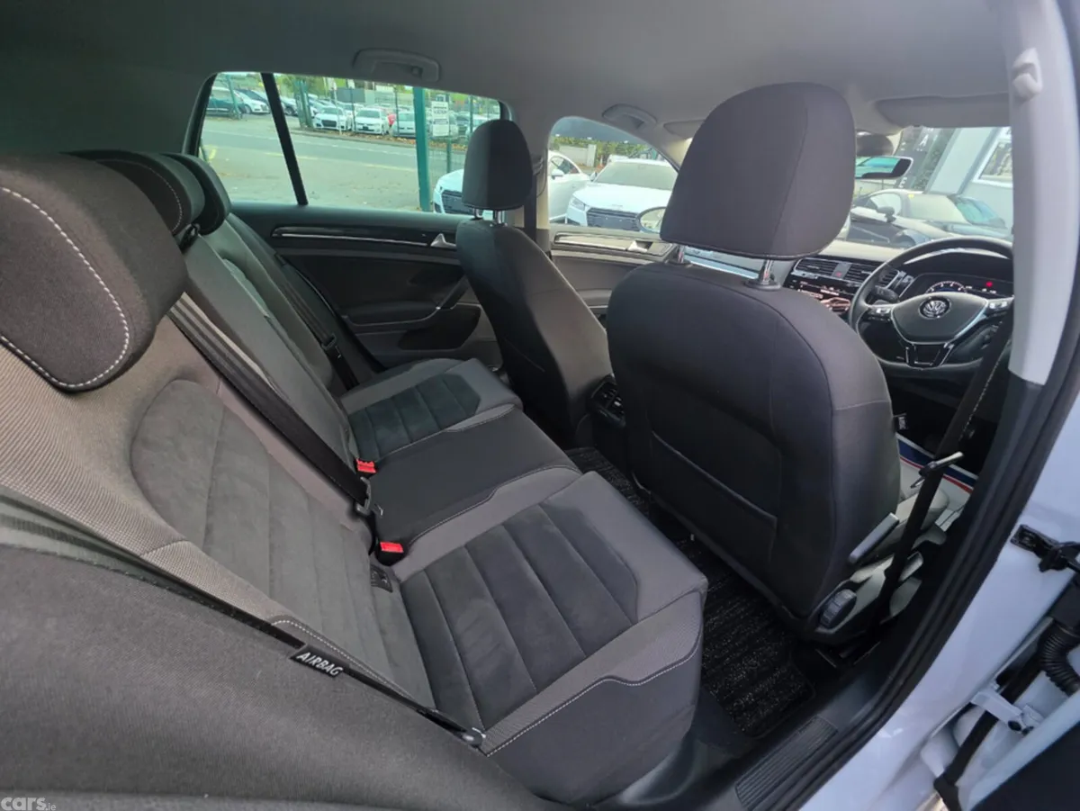 Volkswagen Golf Hatchback, Petrol, 2019, White