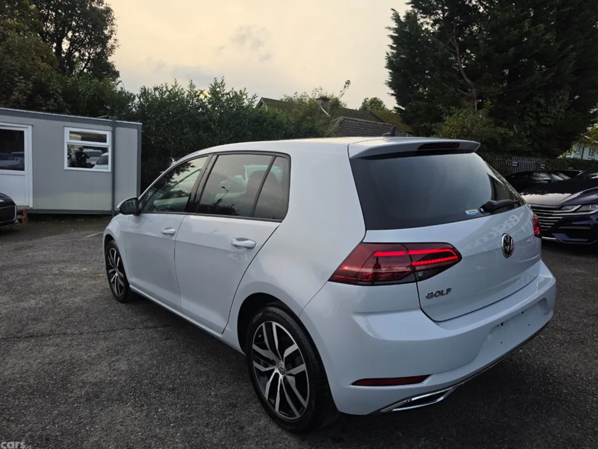 Volkswagen Golf Hatchback, Petrol, 2019, White