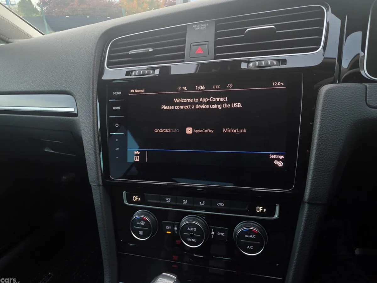 Volkswagen Golf Hatchback, Petrol, 2019, White