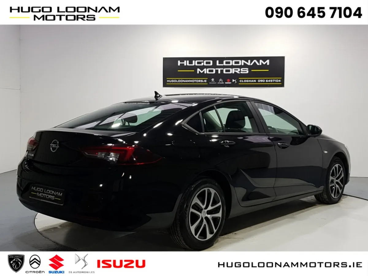Opel Insignia Hatchback, Diesel, 2021, Black