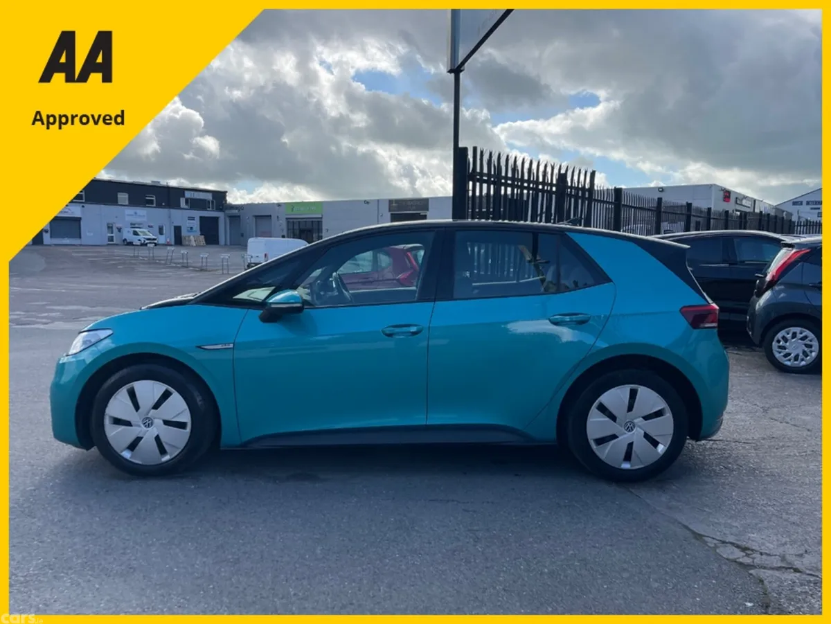 Volkswagen ID.3 Hatchback, Electric, 2020, Blue