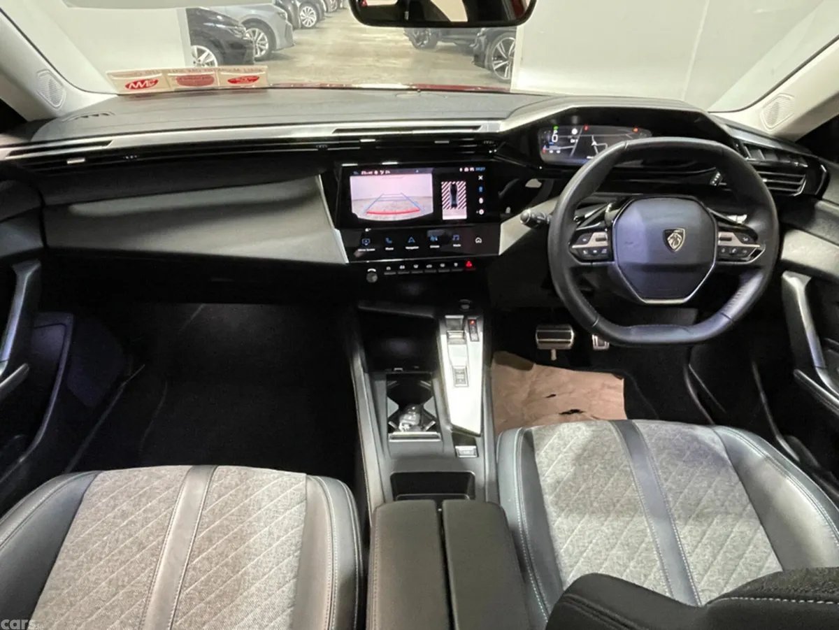Peugeot 408 Hatchback, Petrol, 2025, Red