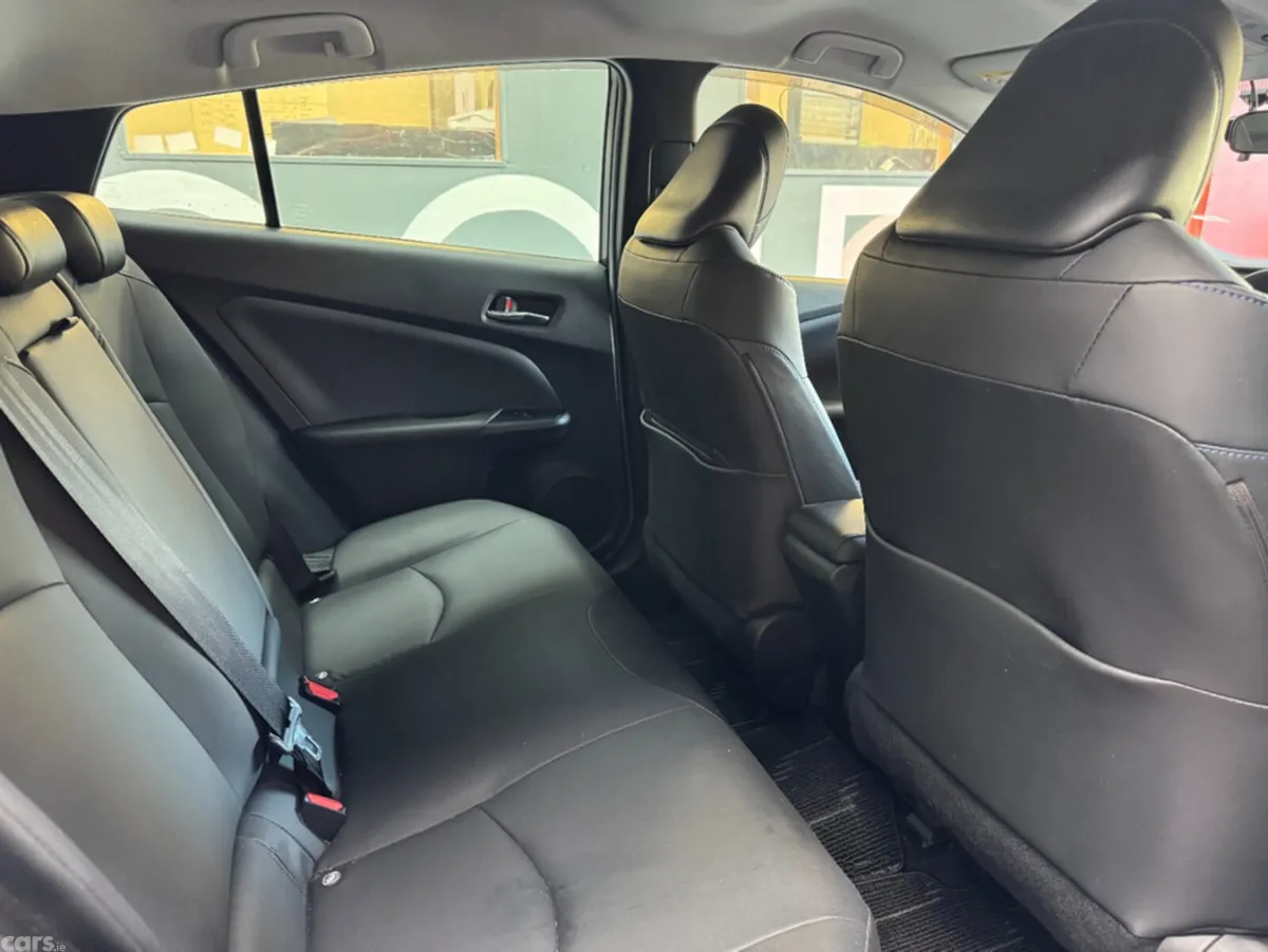 Toyota Prius Saloon, Petrol Hybrid, 2021, Red