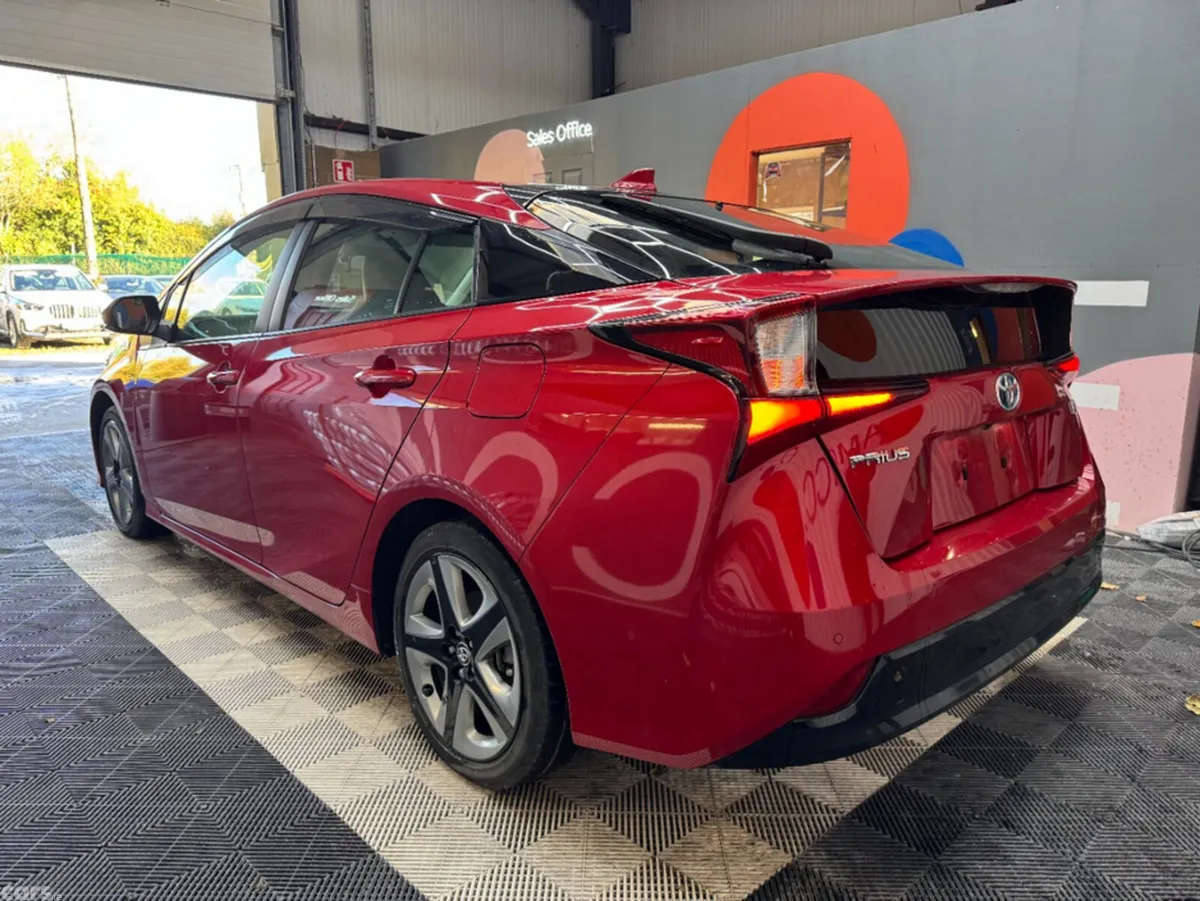 Toyota Prius Saloon, Petrol Hybrid, 2021, Red