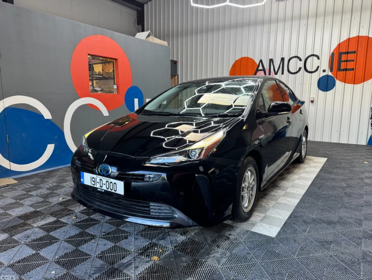 Toyota Prius Saloon, Petrol Hybrid, 2019, Black