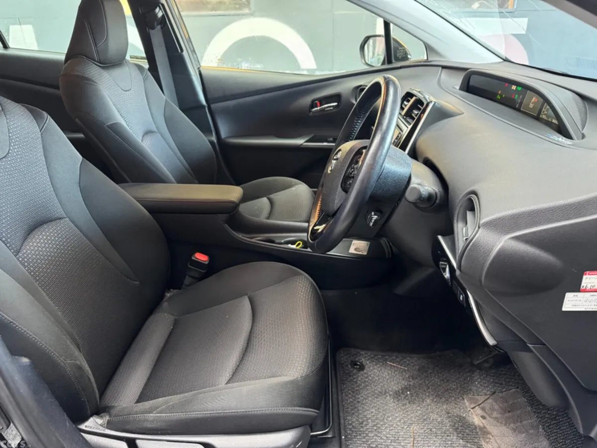 Toyota Prius Saloon, Petrol Hybrid, 2019, Black