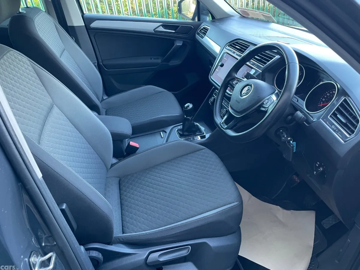 Volkswagen Tiguan SUV, Diesel, 2018, Grey