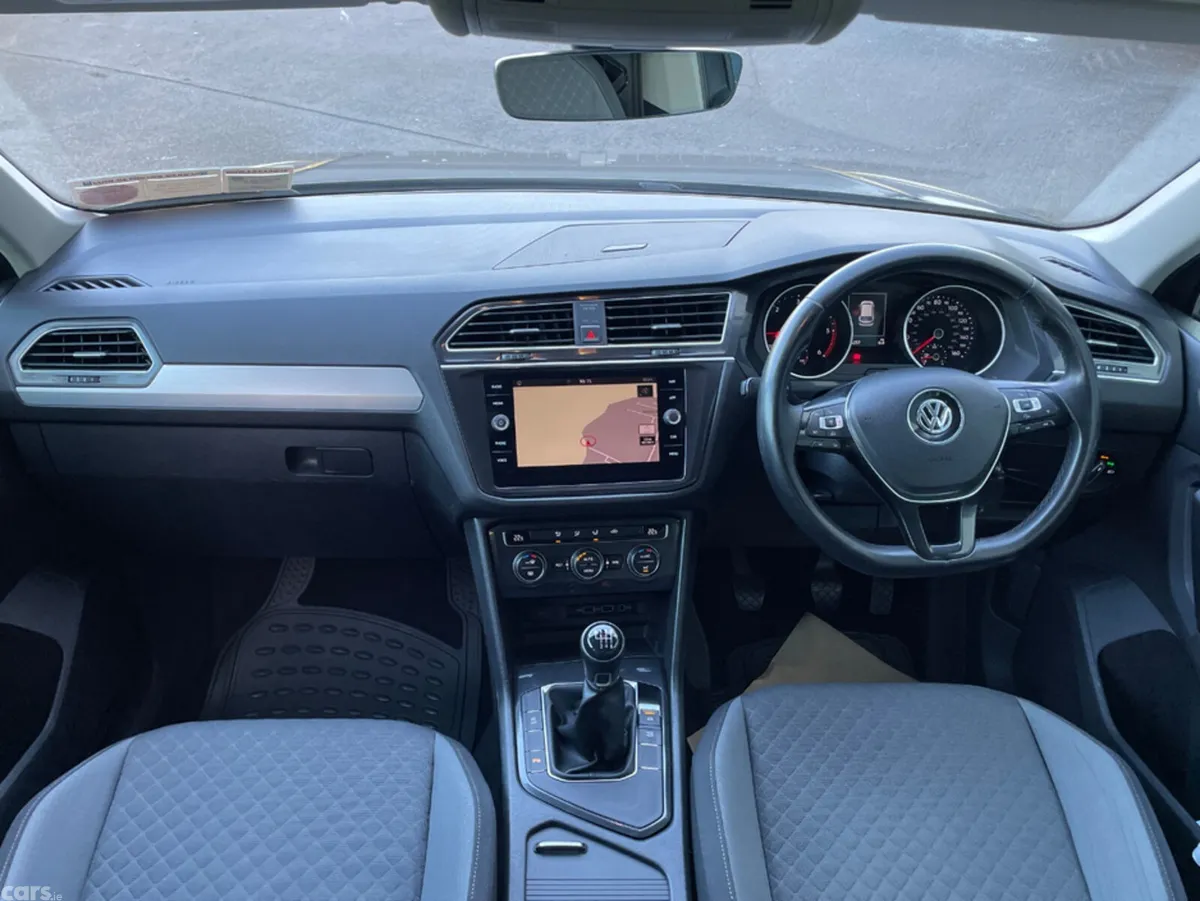 Volkswagen Tiguan SUV, Diesel, 2018, Grey
