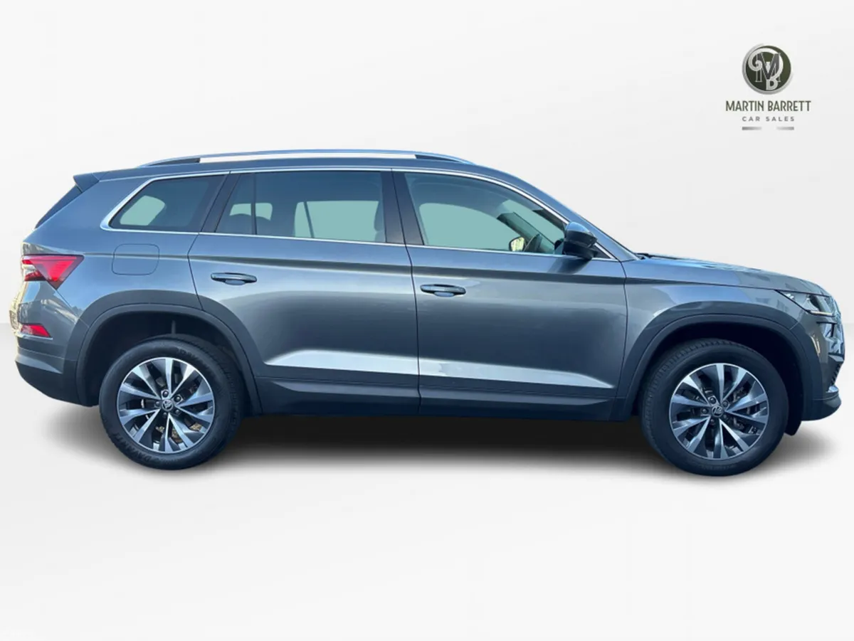 Skoda Kodiaq Estate, Diesel, 2023, Grey